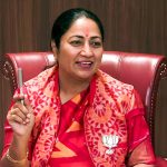 সব পুজো মণ্ডপে মোদির ছবি, নিদান দিল্লির মুখ্যমন্ত্রীর।