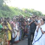 উত্তরবঙ্গে বন্যা দুর্গতদের ক্ষতিপূরণ ও চাকরি ঘোষণা মমতার