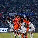 আরও অন্ধকারে ভারতীয় ফুটবল,বাংলাদেশের কাছে হারলেন গুরপ্রীতরা