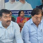 বানভাসি নিয়ে প্রশ্ন শুনেই শিবির ছাড়লেন মন্ত্রী উদয়ন গুহ, ক্ষোভে ফুটছে ধূপগুড়ি