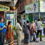 মা ক্যান্টিনে খেলেন মন্ত্রী, খাবার নষ্ট দেখে ক্ষুব্ধ স্বপন দেবনাথ