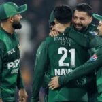 কাজে এল না বার্টলেটের অলরাউন্ড পারফরম্যান্স,পাকিস্তানের কাছে হার অজিদের