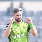 শেষ বলে ছক্কা হাঁকিয়ে নায়ক ওকস্