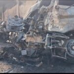 শনিবার ভোররাতে পানুরিয়া বাস স্ট্যান্ডের কাছে ভয়াবহ পথ দুর্ঘটনা, মুখোমুখি সংঘর্ষে জ্বলে উঠল দুটি ডাম্পার