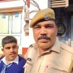 আবারও পুলিশের মানবিক মুখ, মাধ্যমিক পরীক্ষার্থীর পাশে সুকুমার